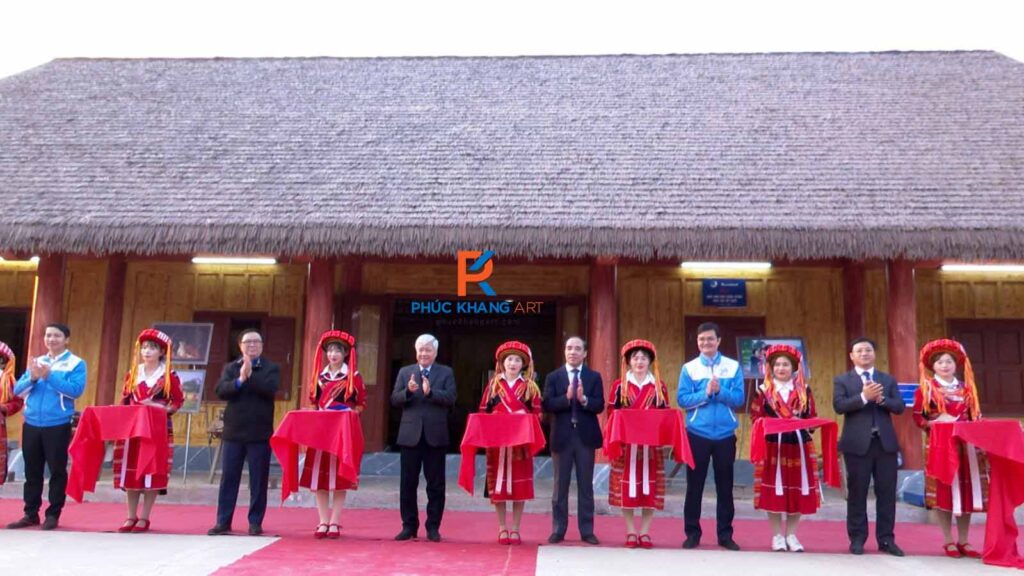 Rơm nhân tạo được sử dụng rộng rãi trong các công trình